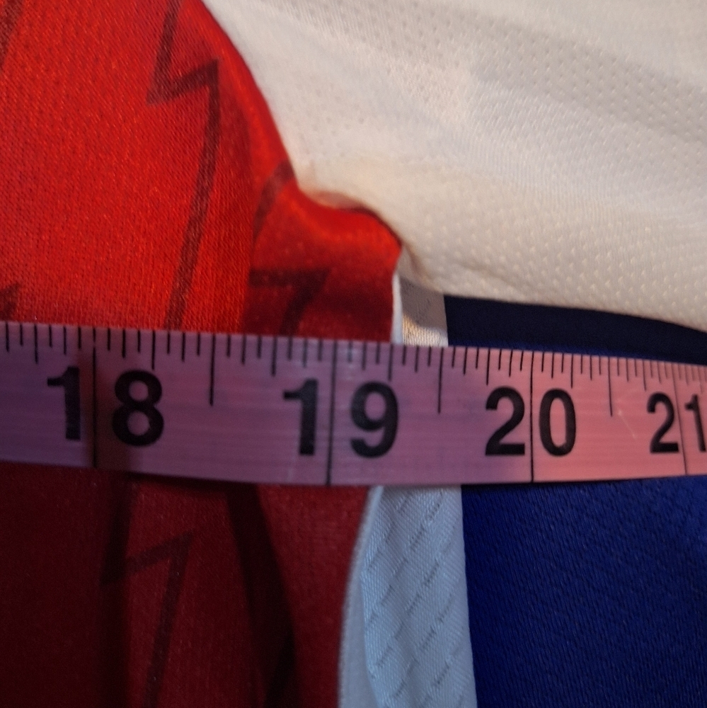 Adidas Arsenal Red and White Football Shirt With Emirates Fly Better Logo. NWT - Picture 8 of 13